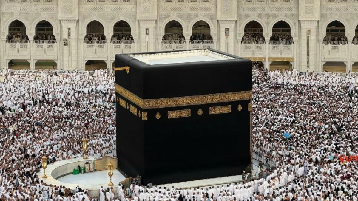 Haj Vaccines UAE: What you need, when to get them and how much they cost