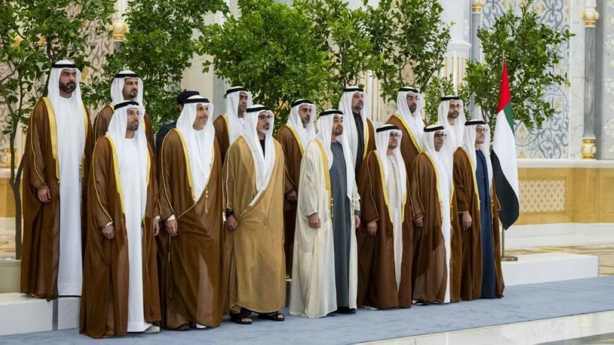 New members of Abu Dhabi Executive Council take oath before UAE President