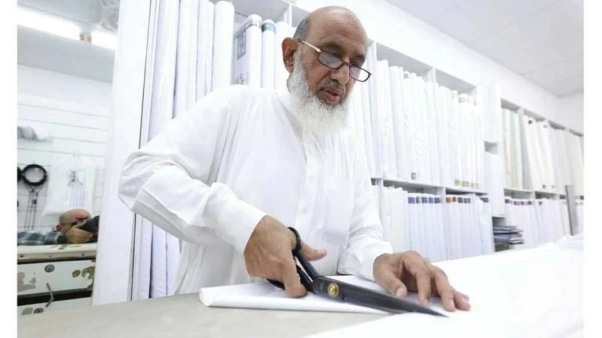 Veteran tailor preserves heritage of Emirati kandura in Ras Al Khaimah, UAE