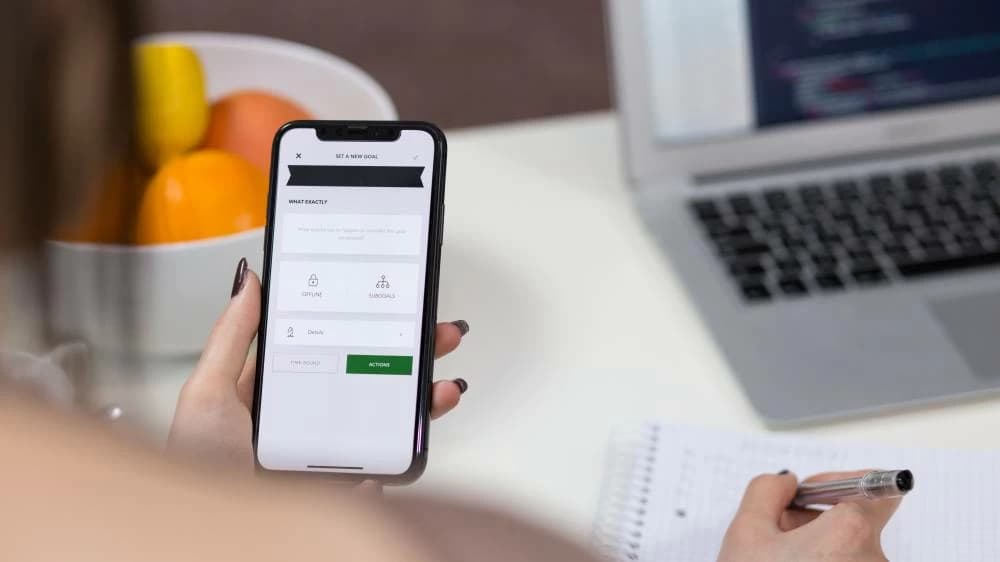 UAE eSIM guide 2026: How to switch from a physical SIM to an eSIM for free