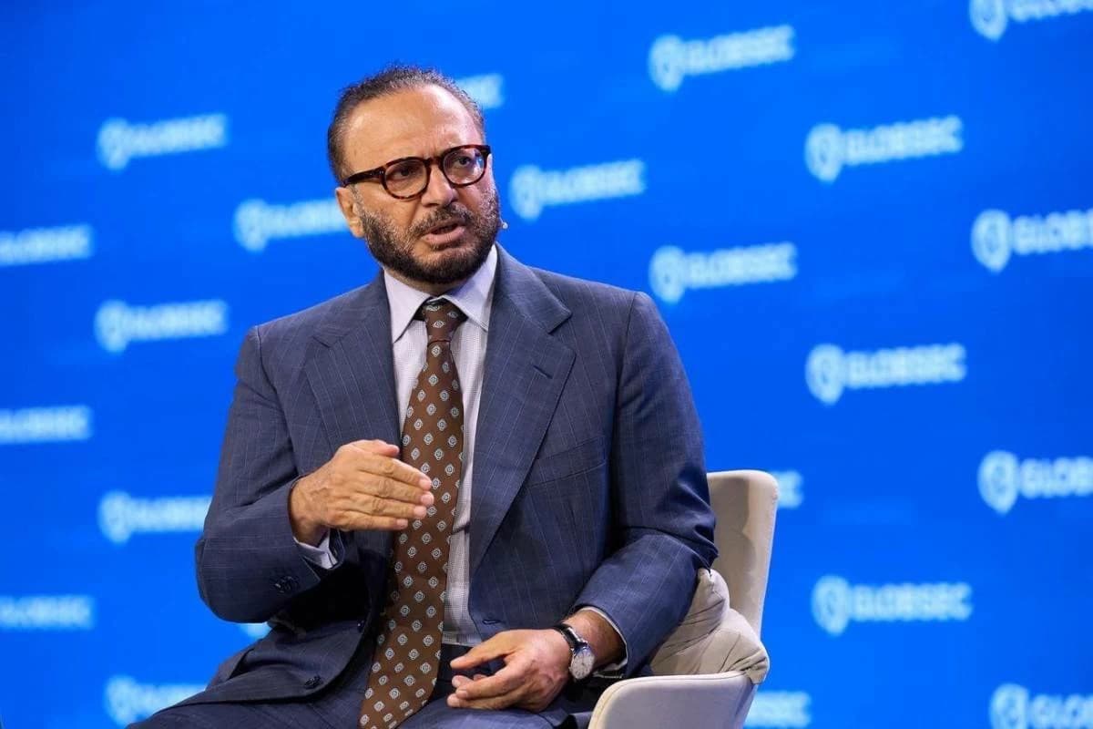 Gargash dismisses desperate media campaigns against UAE
