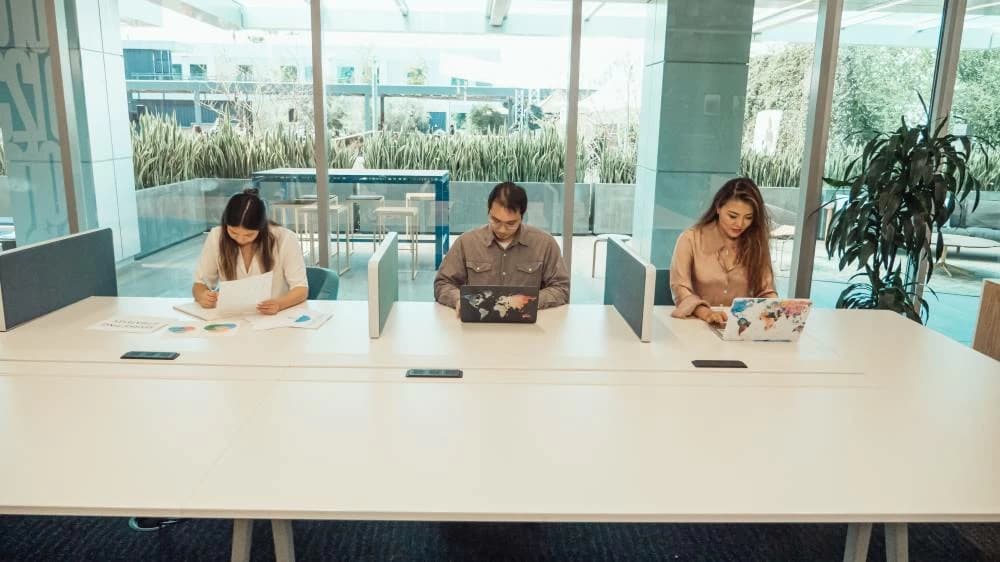 Do you need a physical office to start a business in Dubai?